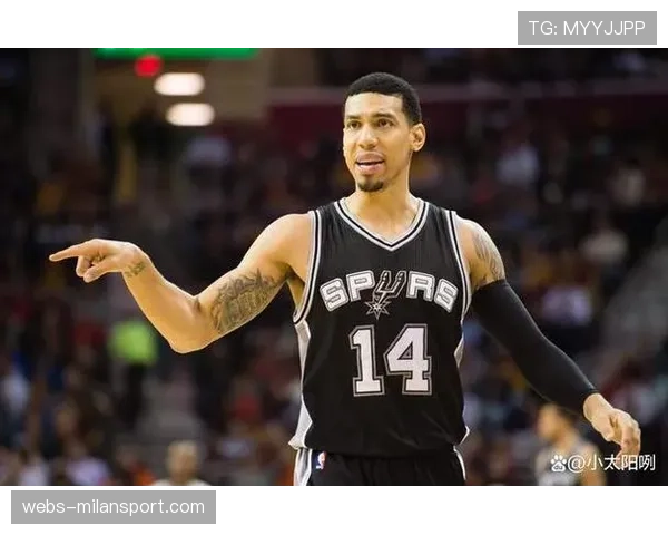 丹尼·格林：詹姆斯职业生涯无敌，下赛季依旧充满竞争力