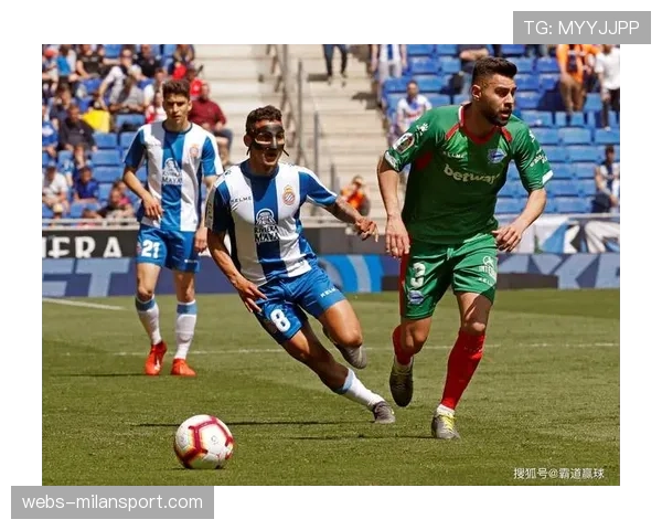 西班牙人尝试调整防守阵型 但失球率未降显示根本问题